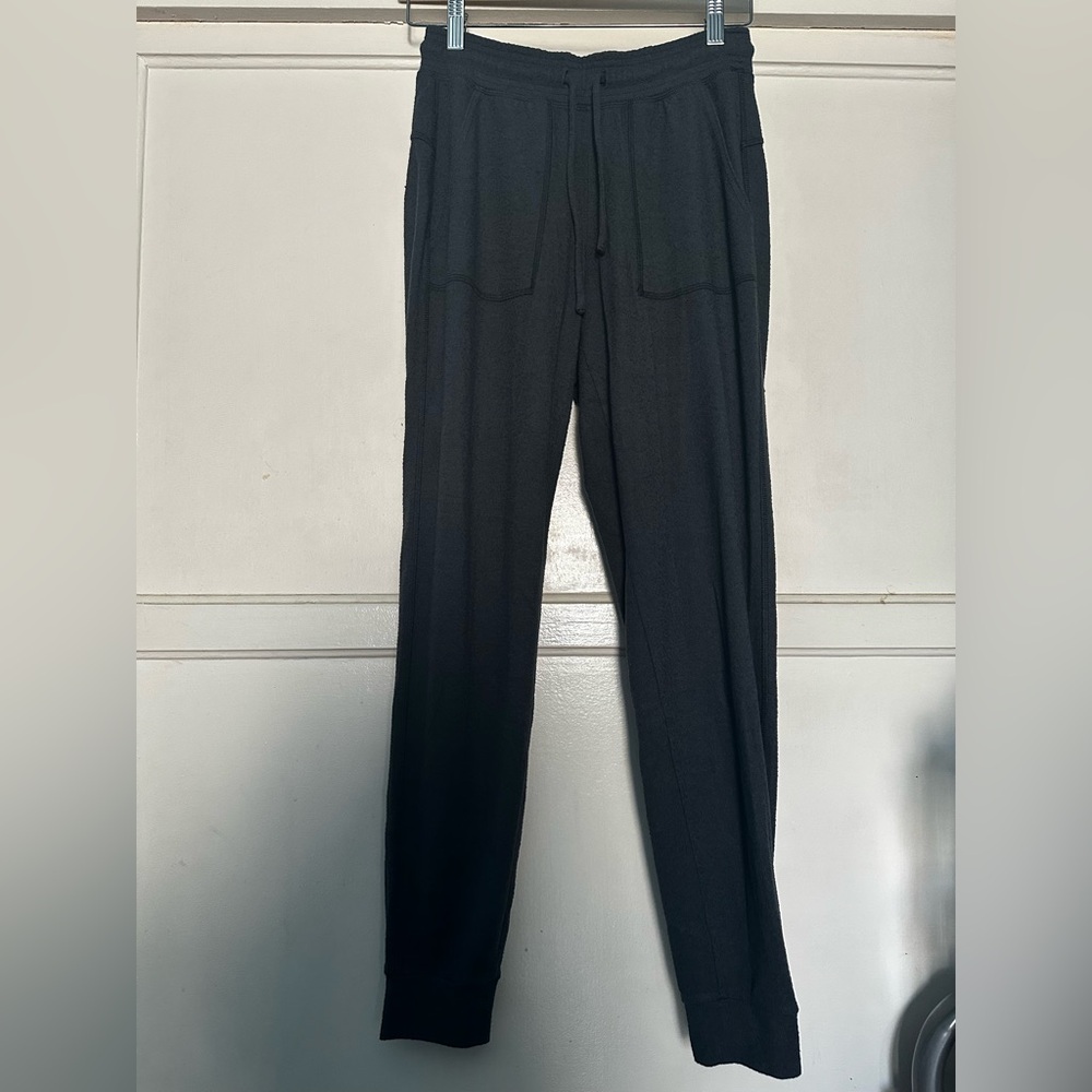 Alo Yoga SoHo Sweatpants, Color Anthracite, Women’s Size XS